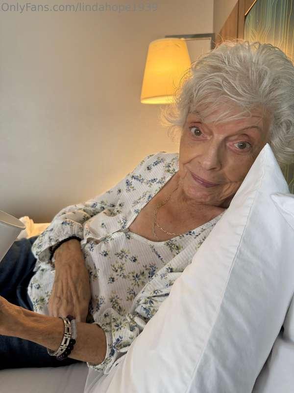 You wouldn’t survive a night with me 😉