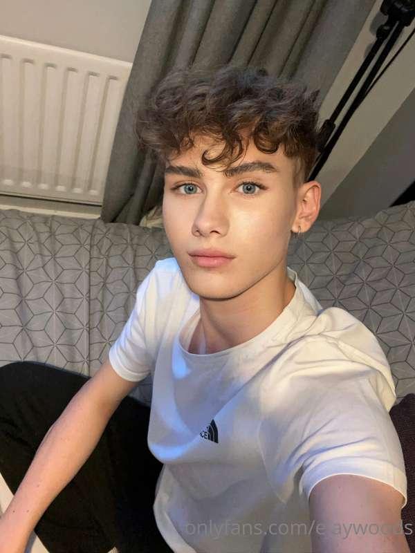 Good morning 😇 have a lovely weekend, guys! ♥️