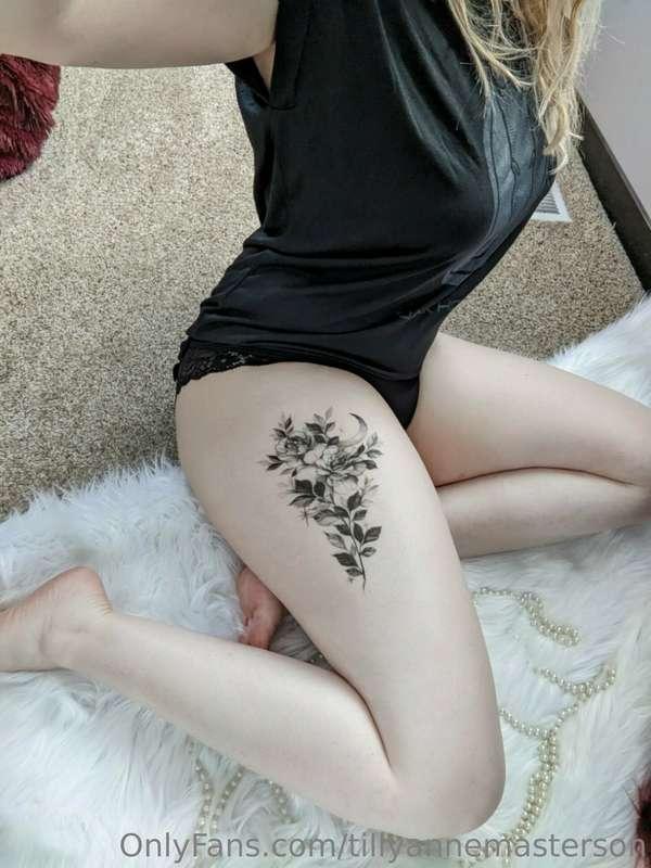 Playing around with temporary tattoos! A real tattoo would b..