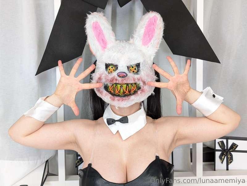 This month is Halloween🎃👻 Are you going to dress up?trick or..