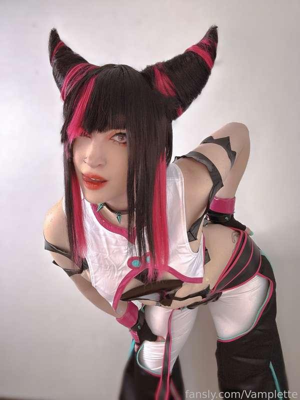 vamplette image #3