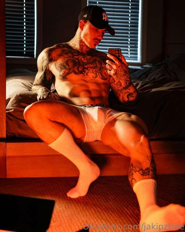 Ready for our workout 😏..?
@Jakipz Onlyfans.com/Jakipz