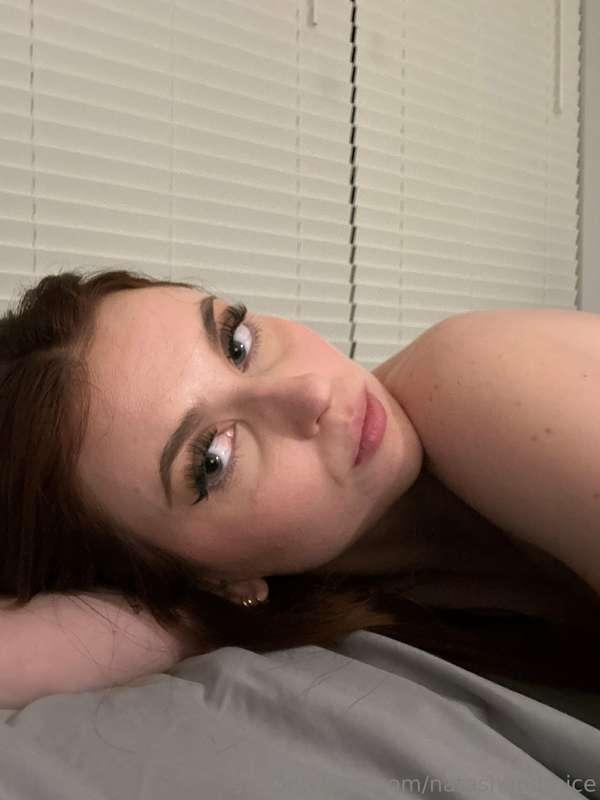 good afternoon sexy people. thinking about sending some phot..