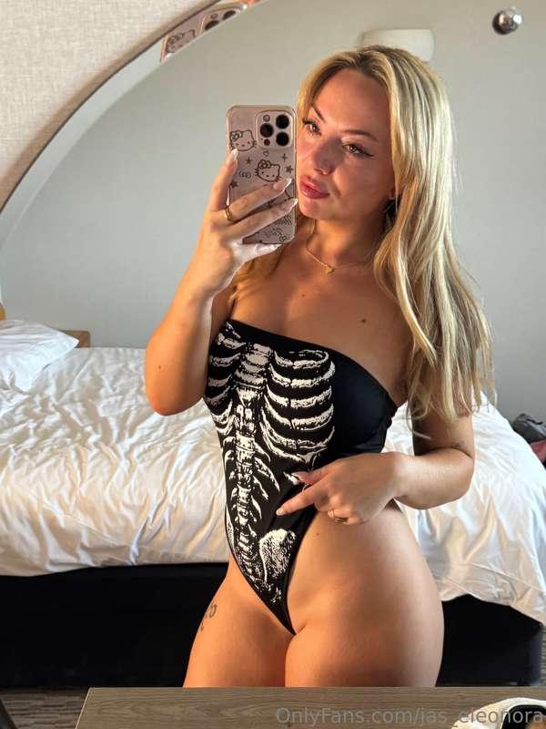 You can stare… I like the attention 😈