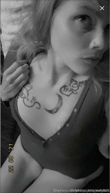 Sexting
Dick rates/pussy rates
Public sex

Brat
Little/age p..