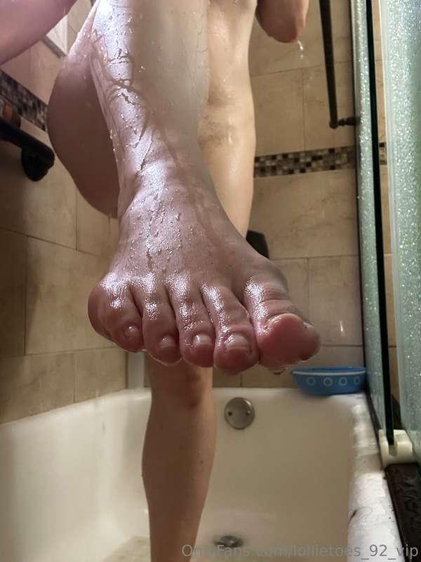 I hate when my toes are naked…..why don’t you treat me to a ..