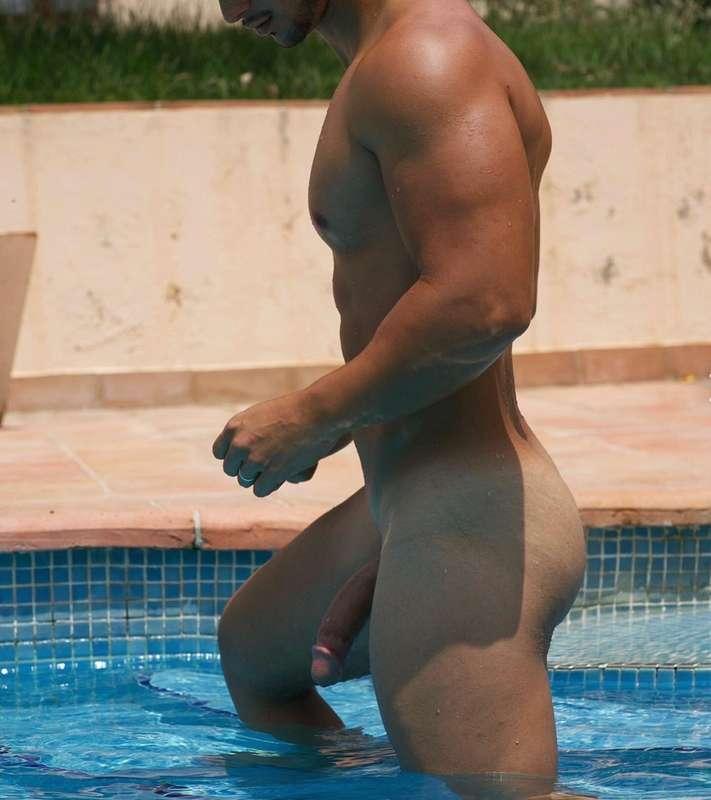 Do you like muscle body? 💪🏽