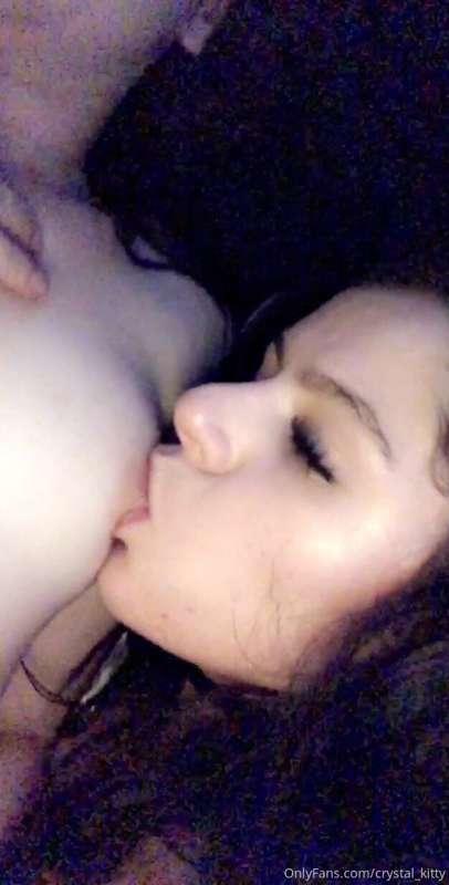 Wishing I was sucking on some titties right now 🥺💦
If you ha..