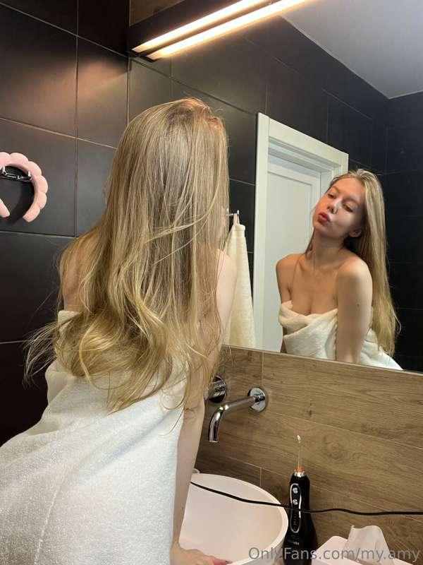 I like to shower 💦💦💦Would you like to join me for a wash and..