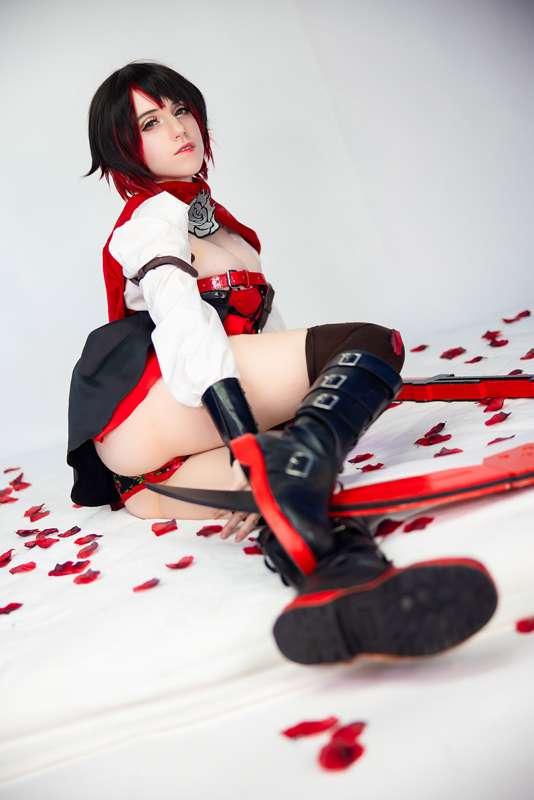 Ruby Rose set preview