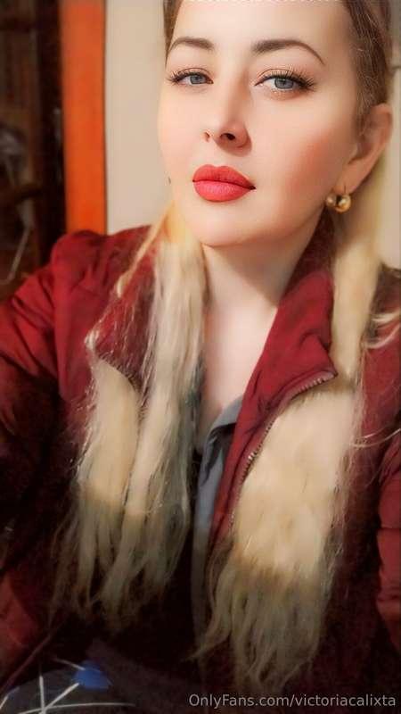 Hi love Good evening, where are you guys who want to play???