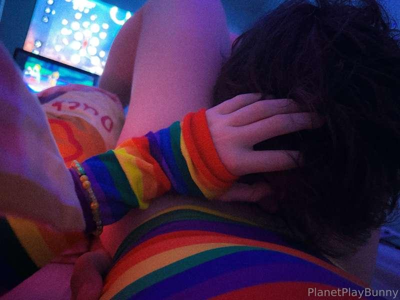 A man’s bussy taste like rainbows, did ya know that? you can..