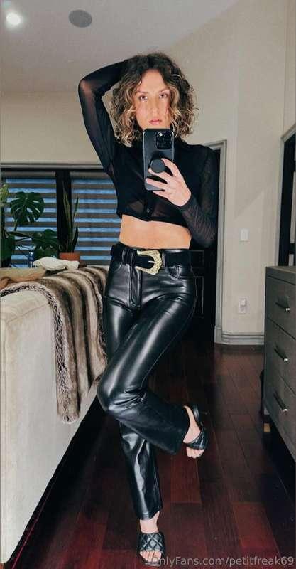 Leather mood 😈