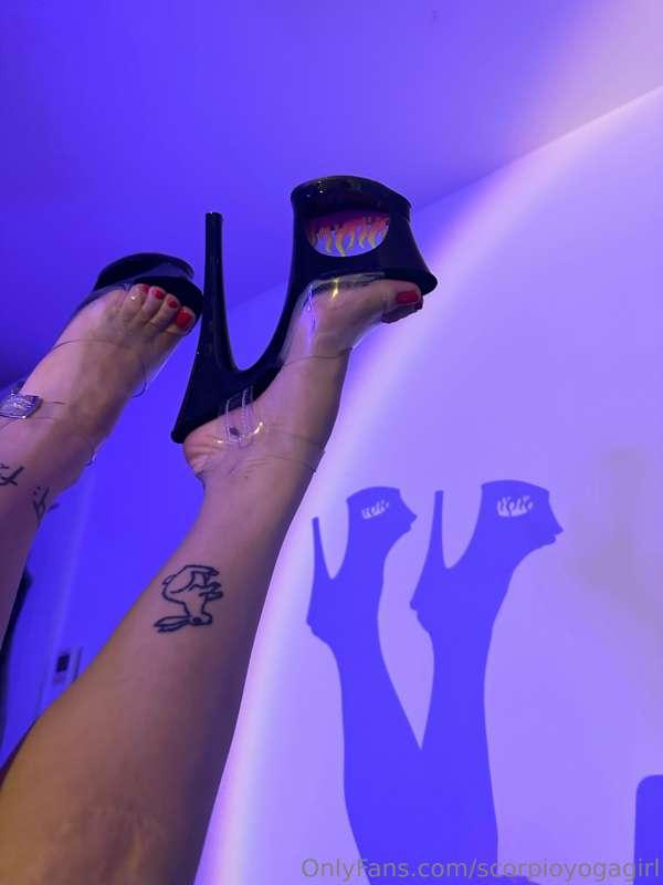 scorpioyogagirl image #0