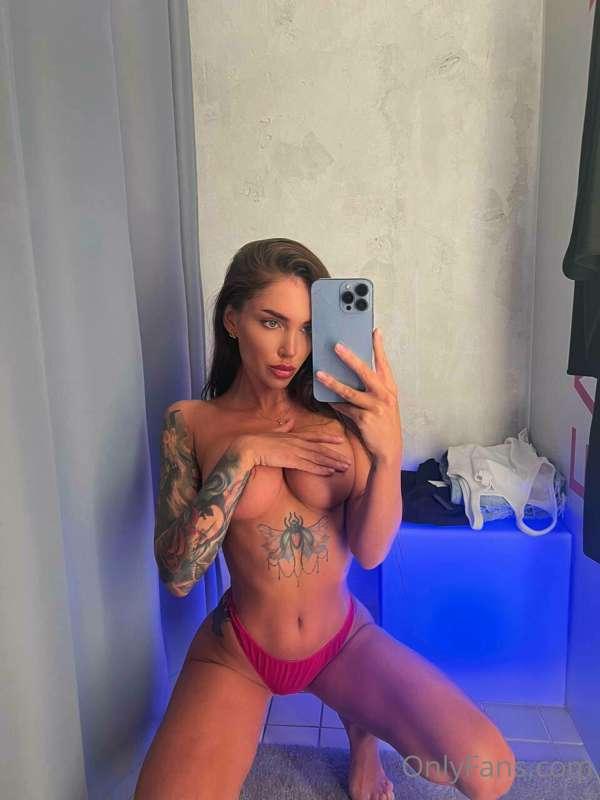 enjoy my body? 👅💦