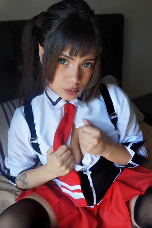 I cosplayed as imari (black bible). I'm missing some details..