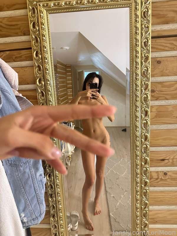 lorimoon image #0