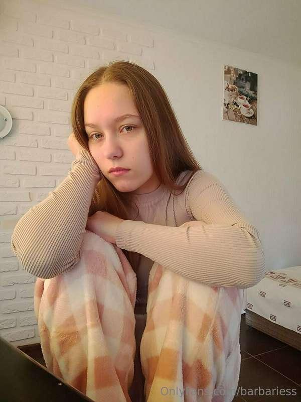 how's the week going, good or bad?🤔👉👈