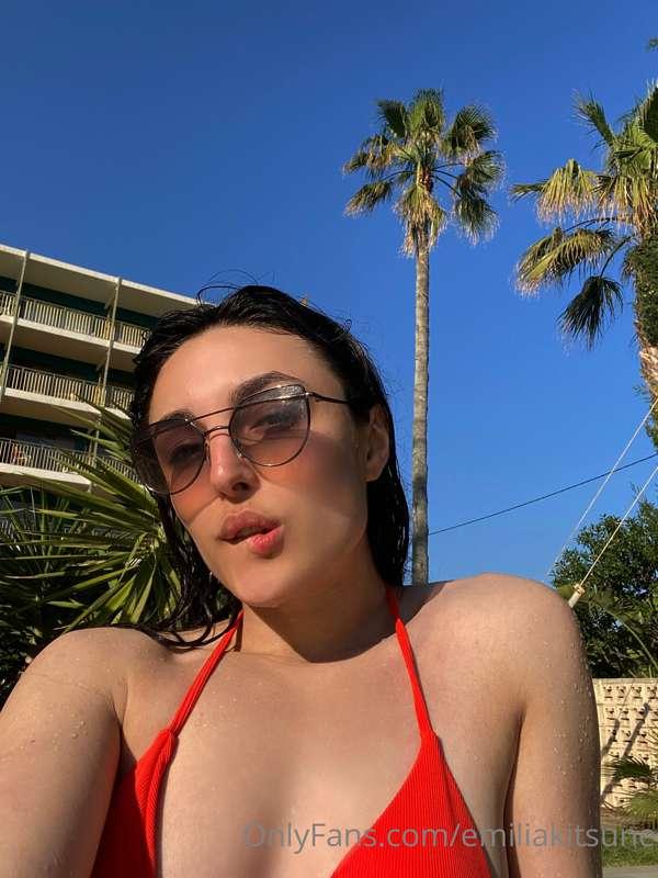 That subtle lip bite when I really want you 👄