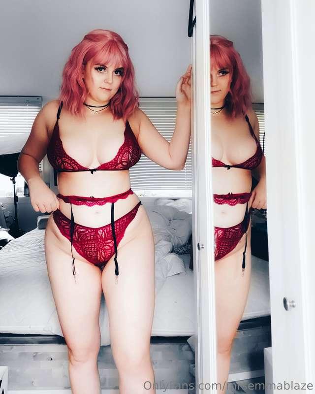 Get nude pink hair lingerie bundle with ass and tits for onl..