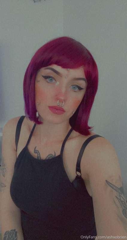 What does everyone think of my new wig?💕
