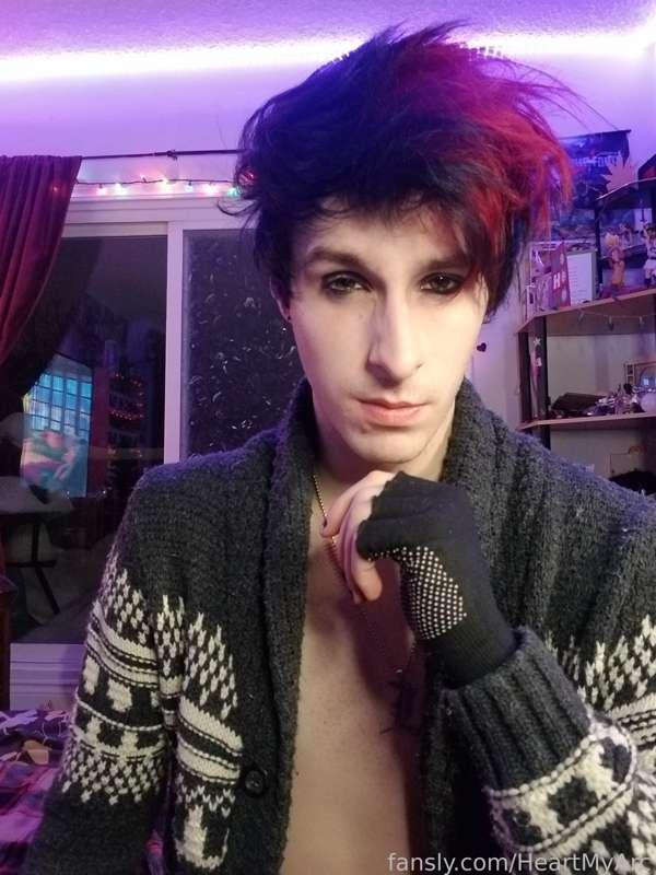 Would you dom me?

Hey everyone! Lately I've been doing streams monday, wednesday and saturdays. Follow my socials so you dont miss my posts and updates! 

#Femboy #Twink #Bisexual #AssPics #UnderwearPics #FYP
