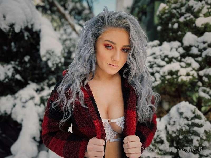 had to pop out in the snow