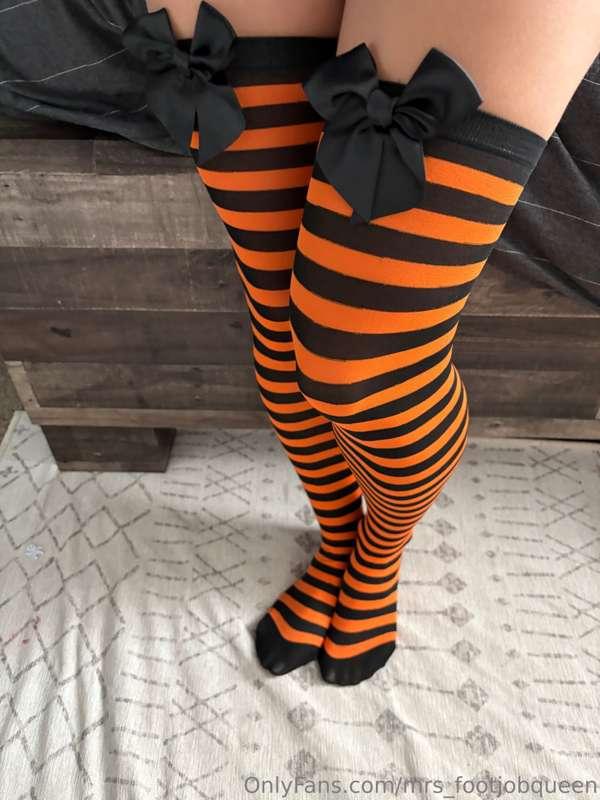 mrs_footjobqueen image #28
