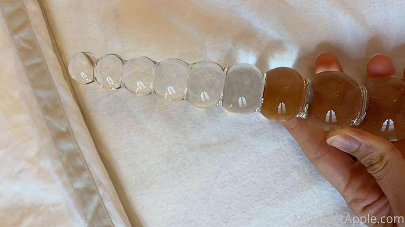 Would you like to see me test my new glass dildo? 😋