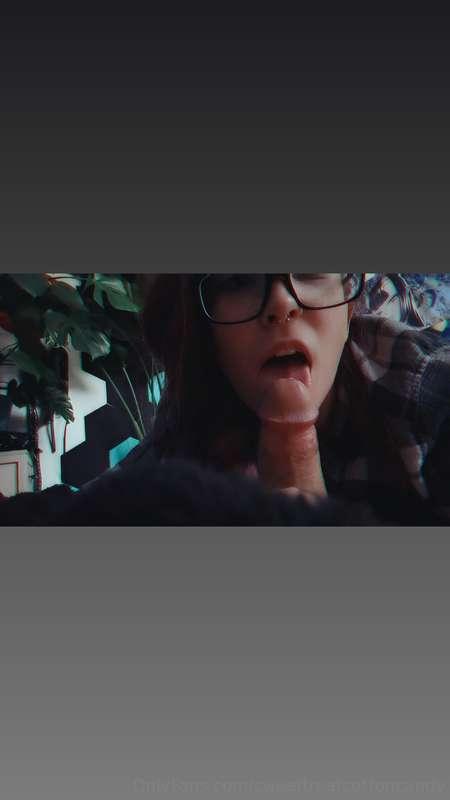 How I wake Daddy up 😝