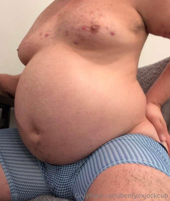 beefyexjockcub image #3