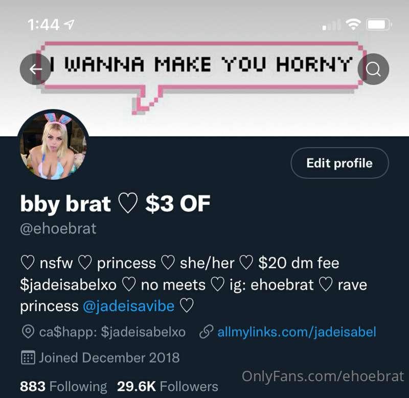 ## follow my twitter for a free nude!
twitter.com/ehoebrat d..