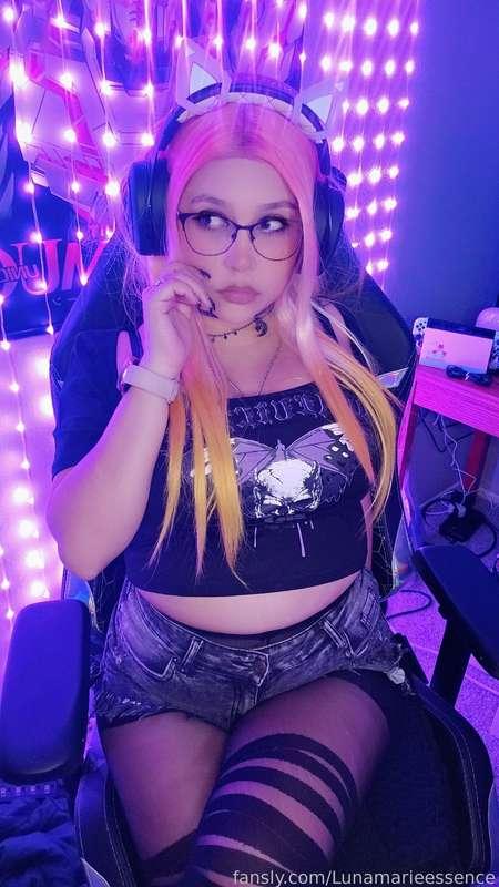 lunamarieessence image #12