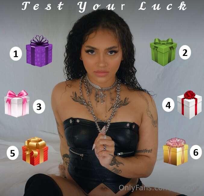 ***🎰TEST YOUR LUCK🎰*** TIP ***$25*** to play NOW! Each 🎁 con..