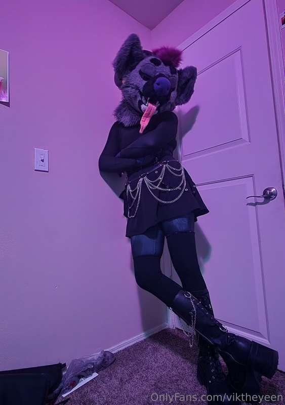 viktheyeen image #0