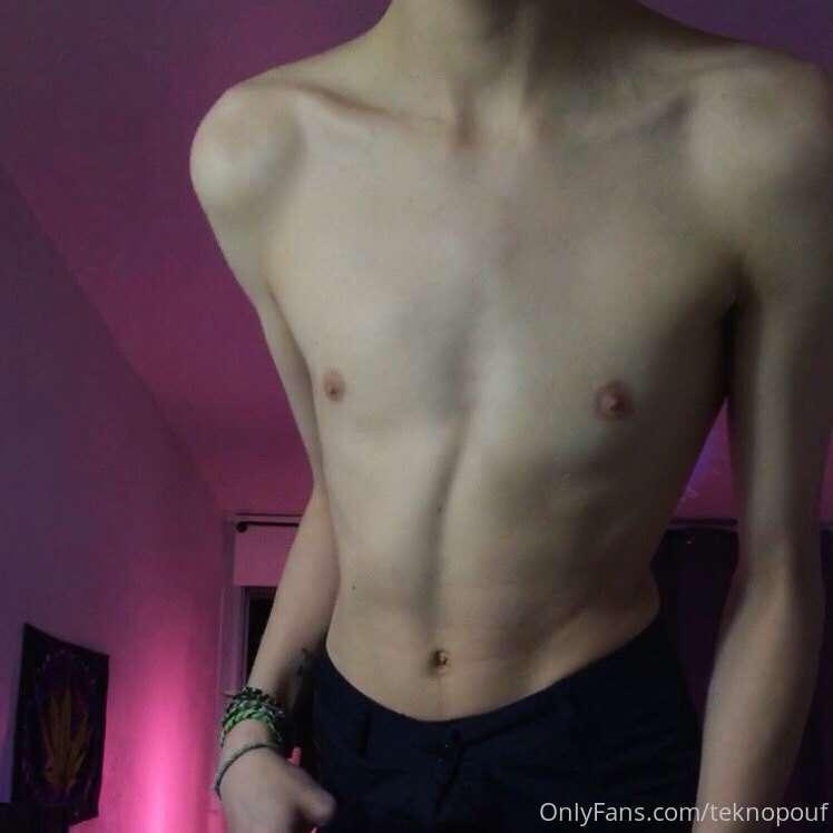 Juicy pics 👅
The last video is so 🥵🥵🥵