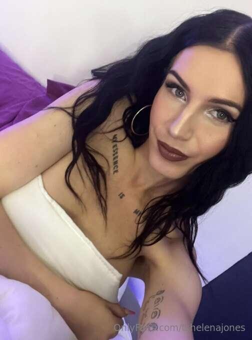 Would it still be naughty if it was our little secret? 😏