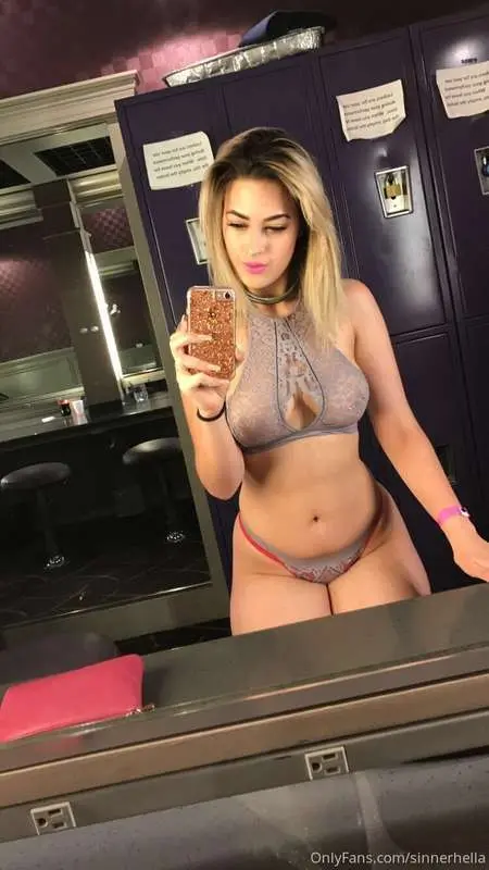 sinnerhella image #0