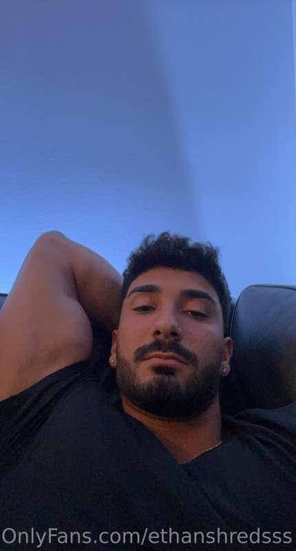 Come to bed