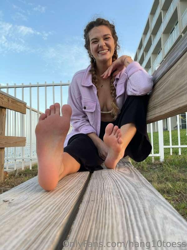 Just a cute photoshoot I did the other day to brighten your ..