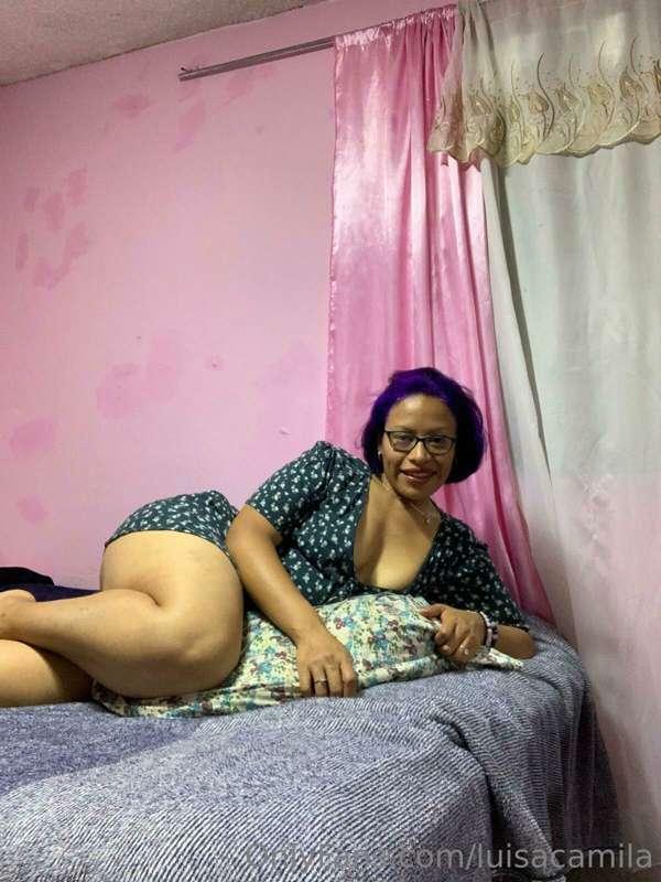We spent a weekend in bed? 😘💋

Send me DM love and I show yo..