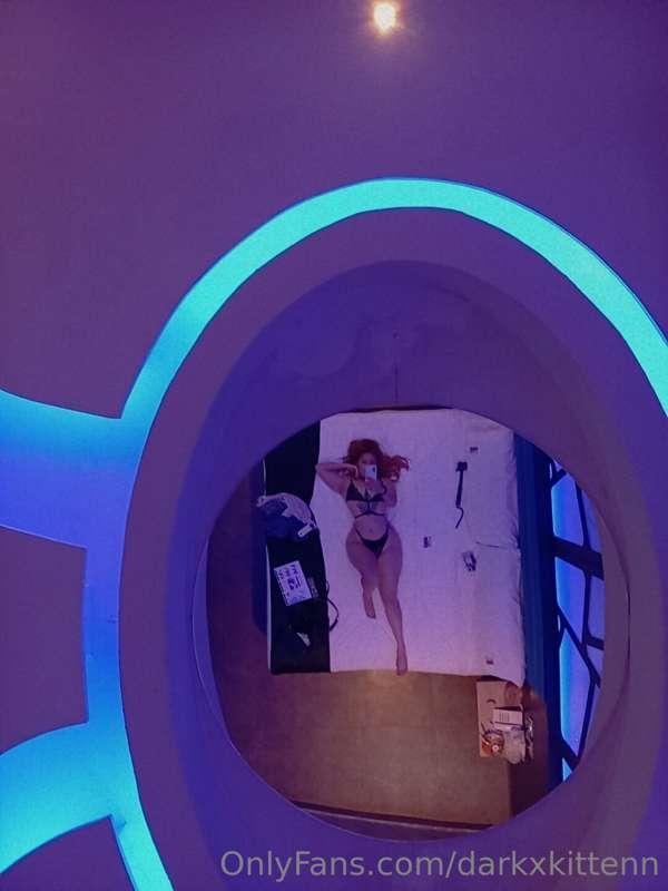 Todo un plus el espejo en el techo 😇