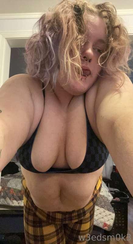 Check your DMs for a private, discounted full length video j..