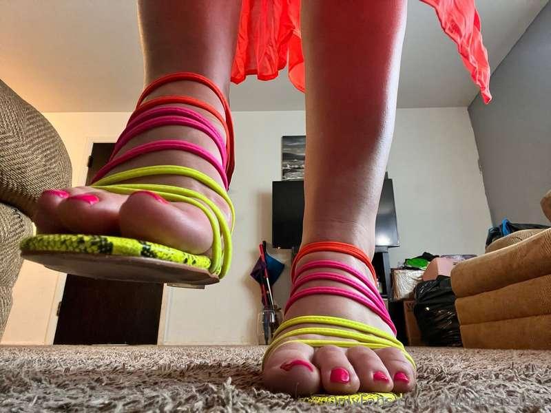 prettybreesfeet image #2