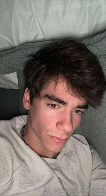 Woke up sick as a dog🥲 someone help make me feel better