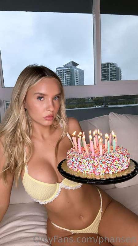 birthday girl💕
