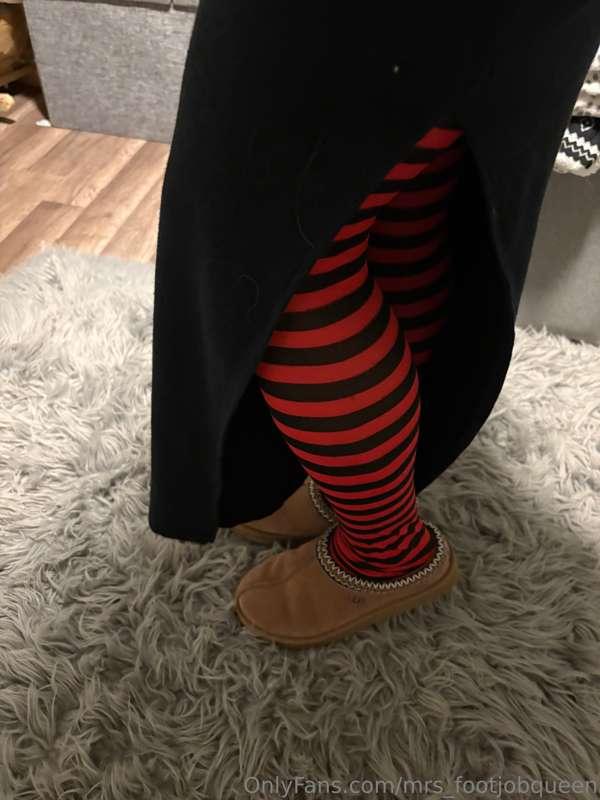 mrs_footjobqueen image #1