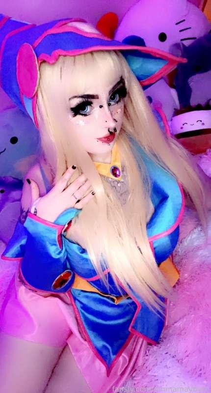 emmamaybyte image #6