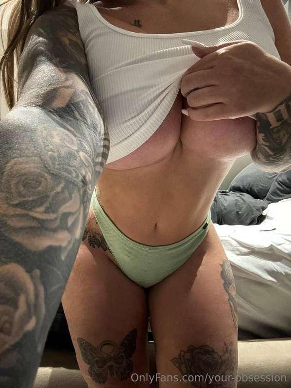 I know you want to see more 😈