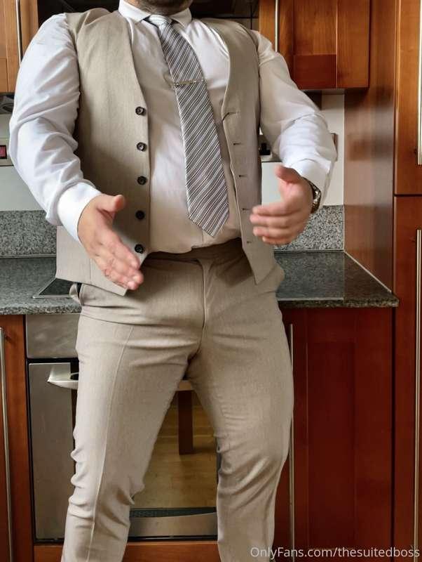 thesuitedboss image #1
